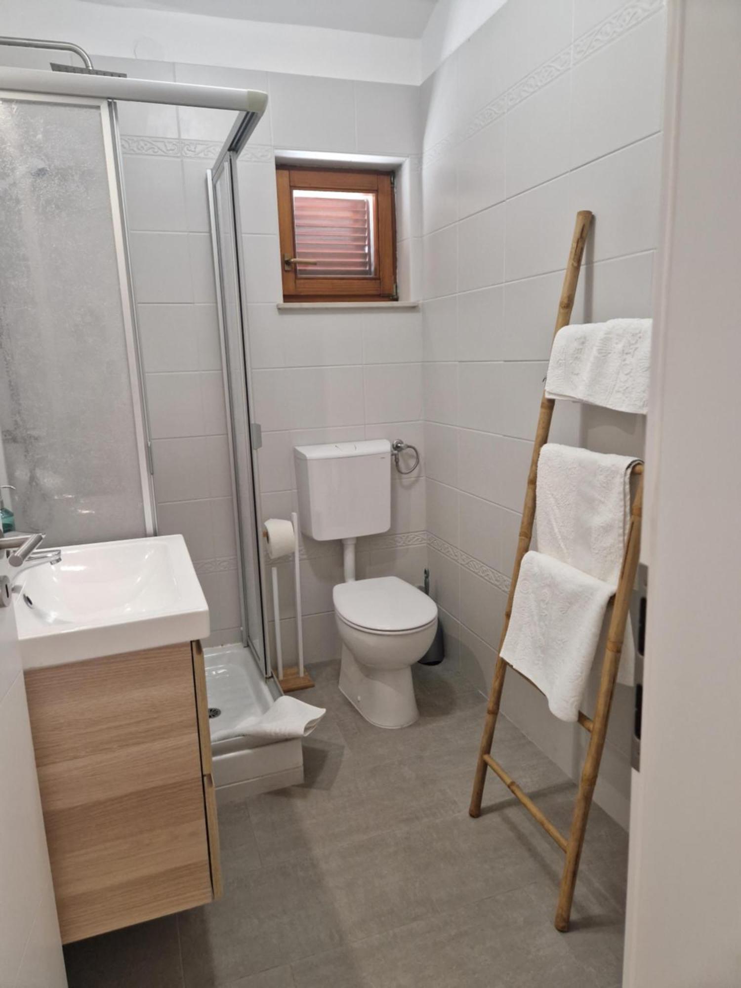 Mystica - Charming Studio Apartment On The Beach Kruševo 외부 사진